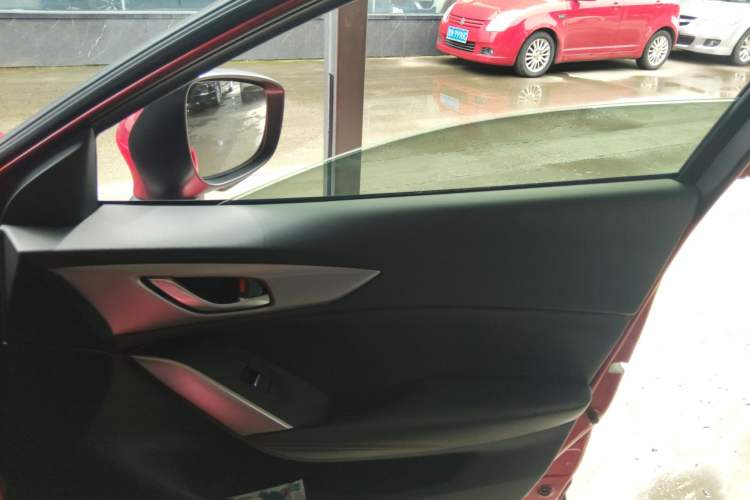 Used Mazda CX-4 2018 2.0L Automatic Two-Wheel Drive Blue Sky Dynamic Version China V Standard
