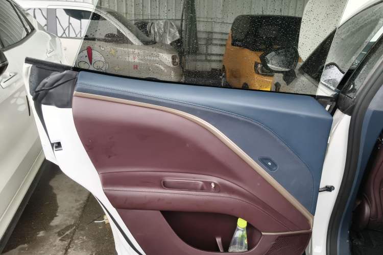 Used  11 2023 Harmony 90-degree Rear-wheel Drive Edition
