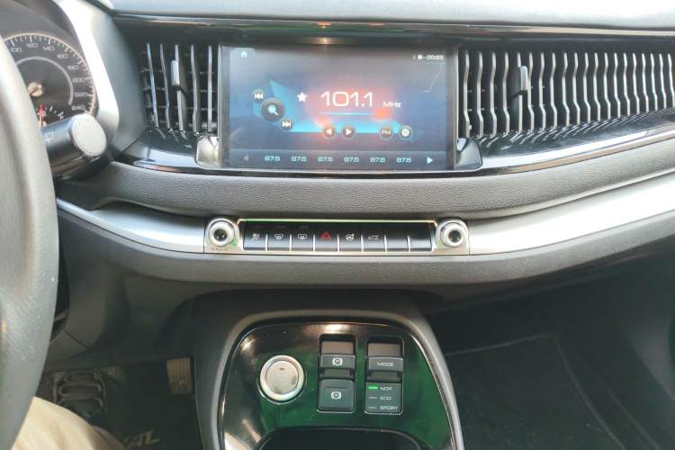 Used Haval H2s 2017 Red-Label 1.5T Dual-Clutch Elite Model