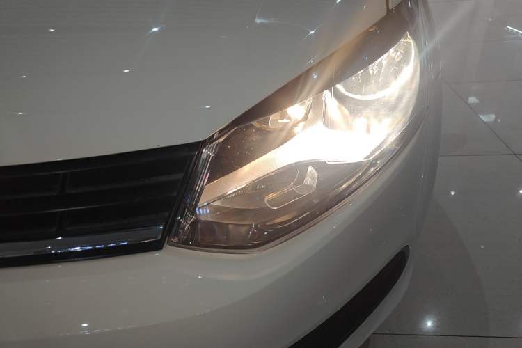 Used Volkswagen Polo 2018 1.5L Automatic Advanced Driving Model
