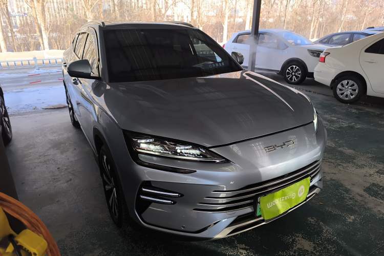 Used BYD Song PLUS New Energy 2023 Champion Edition DM-i 110KM Flagship Model
