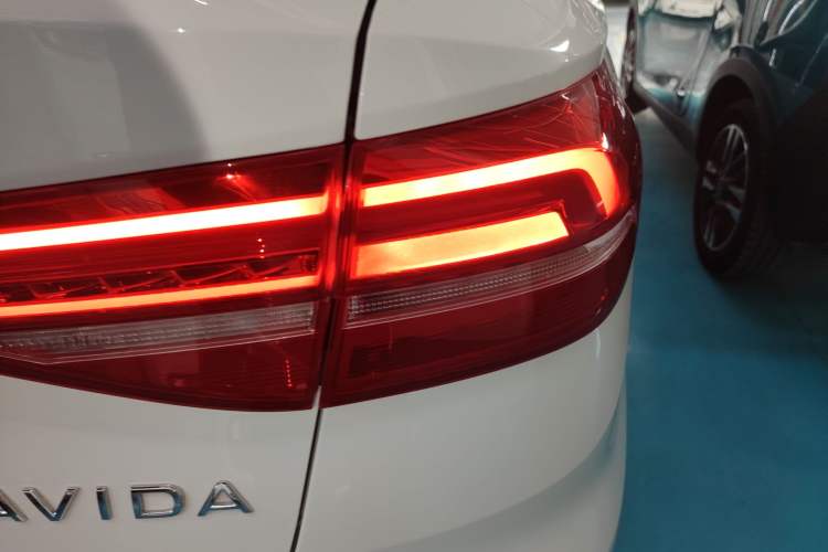 Used Volkswagen Lavida 2019 Lavida Start 1.5L Automatic Trendy Version China VI Standard