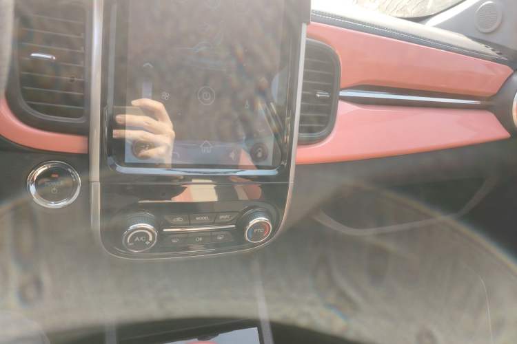 Used Chery Little Ant 2021 150 000 Yuan Ant Fan Edition New Ant Cool Version Lithium Iron Phosphate
