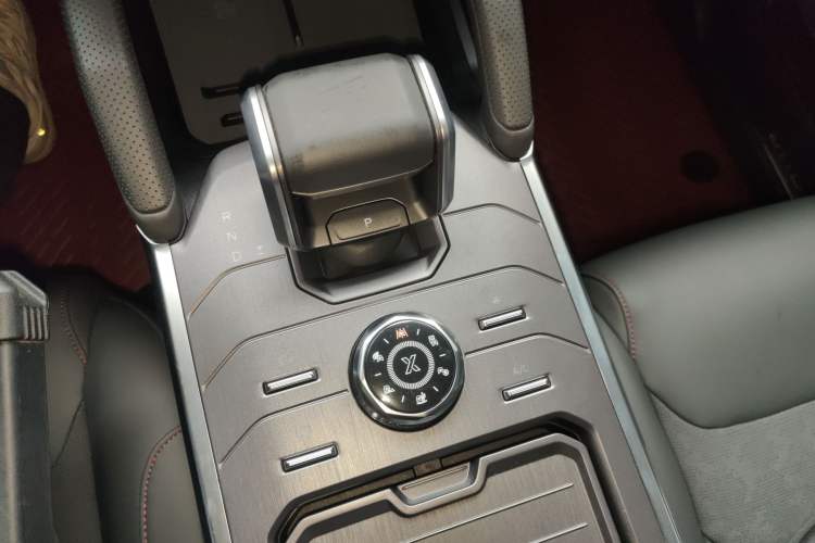 Used JETOUR Traveler 2023 2.0T All-Wheel-Drive CrossPRO
