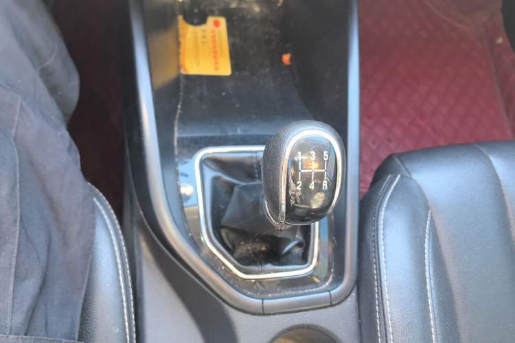 Used Dongfeng Fengon 580 2021 Revised ☆ Star Edition 1.8L Manual Elite Version
