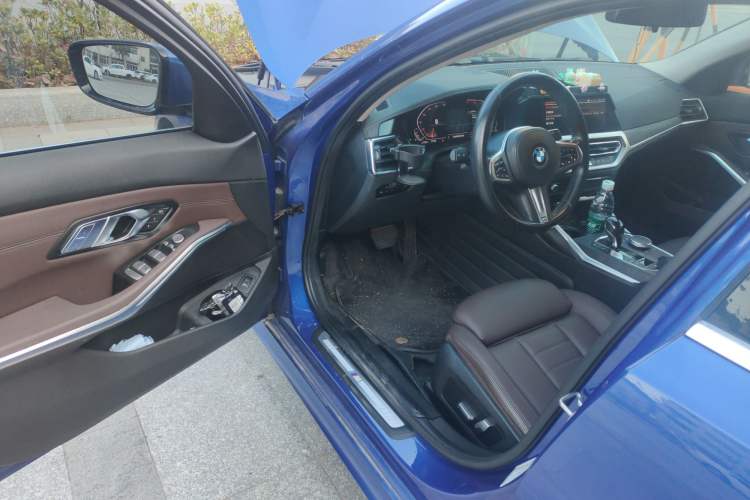 TDK.VehicleDetails.img