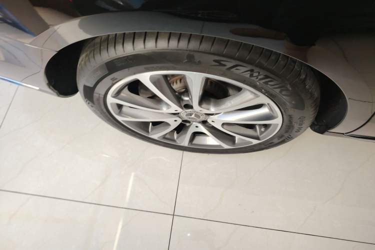 Used Mercedes-Benz E-Class 2017 E 200 L 4MATIC
