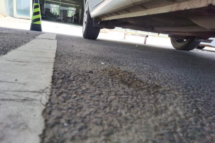 Used Toyota YARiS L 2015 1.5E Automatic Charm Edition
