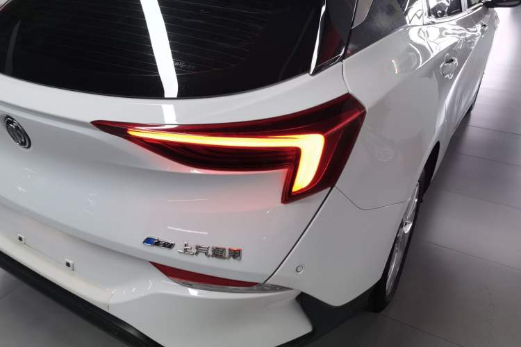 Used Buick Velite 6 2023 Revised Version 430 km Range – Commuter Edition