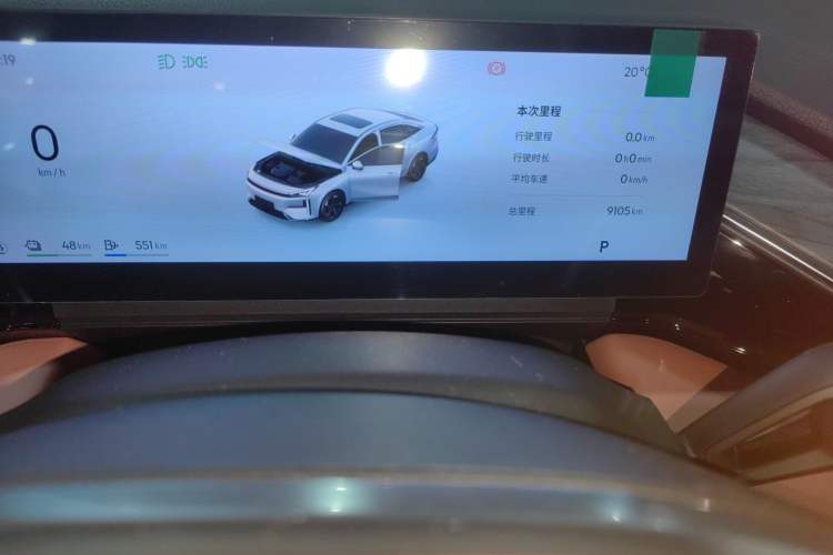 Used  L6 2025 EM-i 140km Starship Edition
