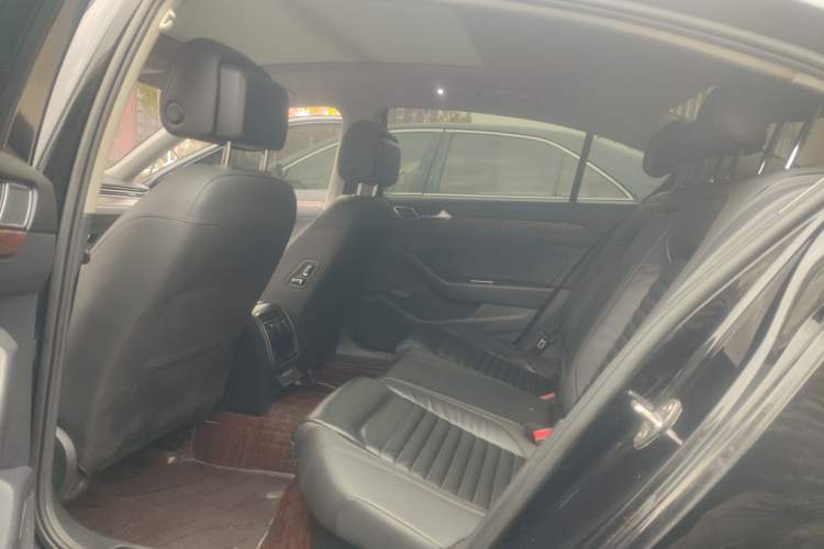 Used Volkswagen Magotan 2019 330TSI DSG Leading Model China VI Standard
