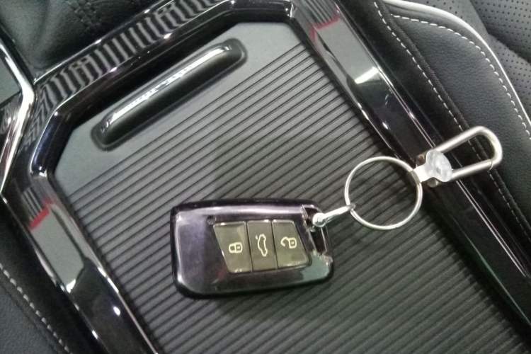 TDK.VehicleDetails.img