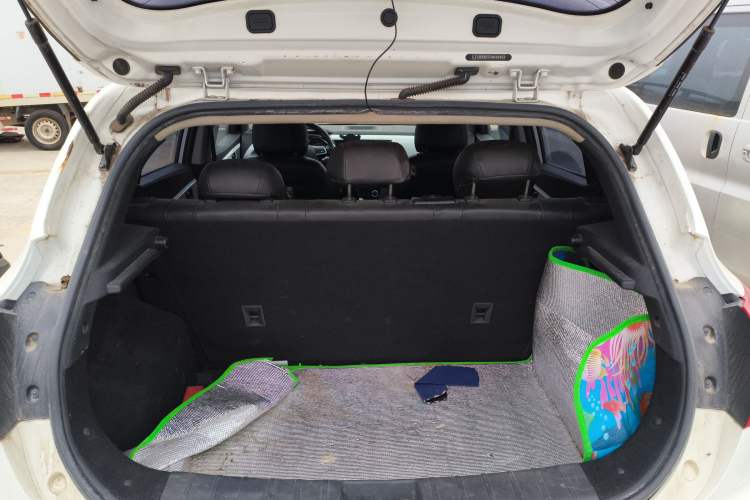 Used  Refine S2 2015 1.5L Manual Luxury Smart Model
