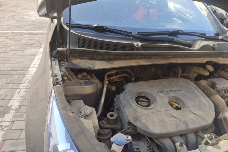 Used Kia Sportage R 2012 2.0L Automatic Two-Wheel Drive GLS
