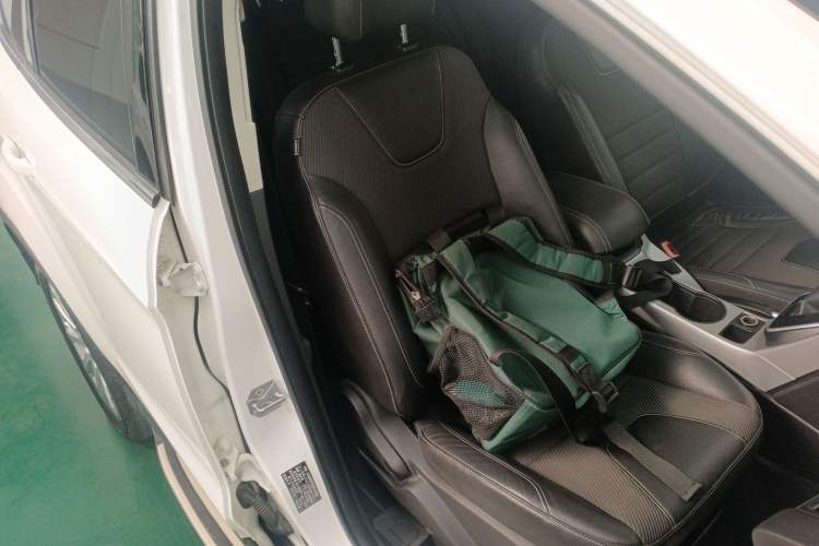 Used Ford Kuga 2015 1.5L GTDi Two-Wheel Drive Fashion Edition
