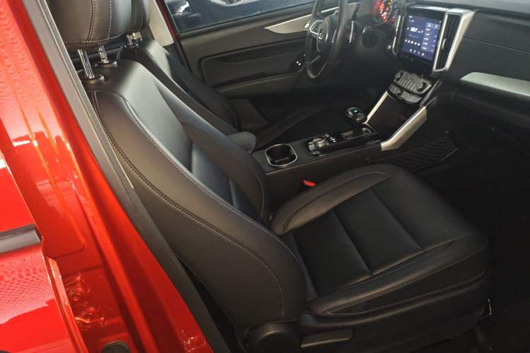 Used Great Wall Poer 2021 2.0T Commercial Version Automatic Diesel 4x4 Elite Long-Box GW4D20M