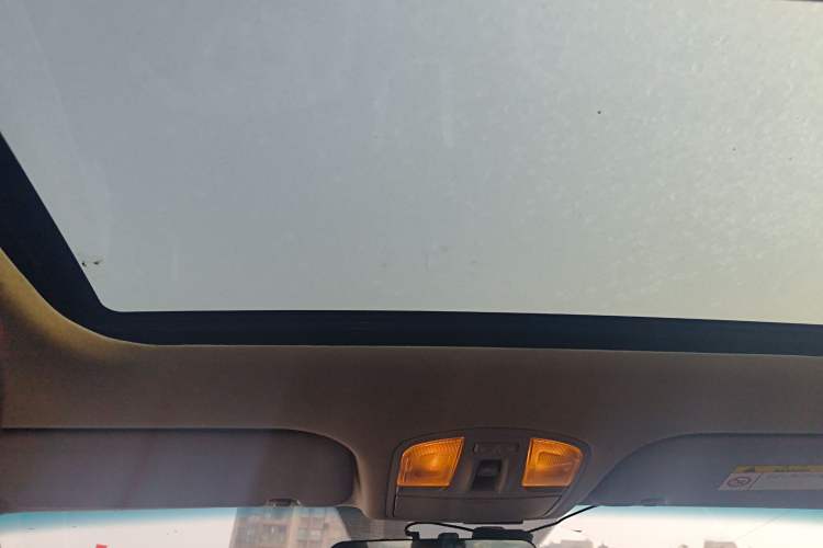 Used Hyundai Elantra 2016 1.6L Automatic ZhiXuan – Elite Version
