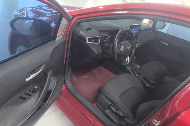 Used Toyota Levin 2021 185T CVT Luxury Edition
