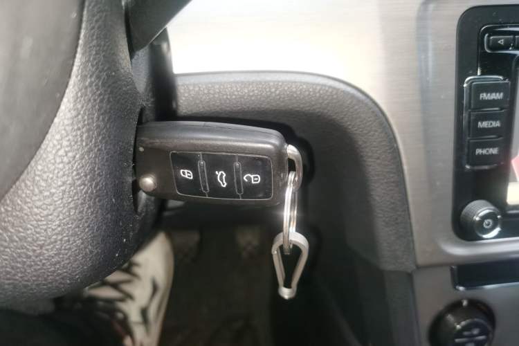 Used Volkswagen Lavida 2014 1.4TSI DSG 30th Anniversary Edition