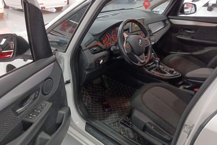 Used BMW 2 Series Active Tourer 2016 218i Fashion Model
