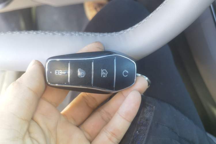 Used BYD Han 2025 EV with 701 km of Laser Radar-Enabled Intelligent Driving