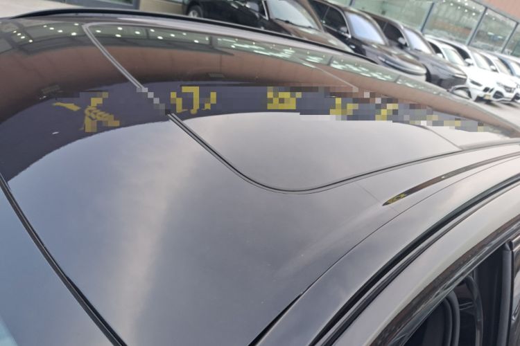 Used Volvo XC60 New Energy 2025 Plug-in Hybrid Long-Range All-Wheel Drive Zhiyuan Extreme Night Black Edition
