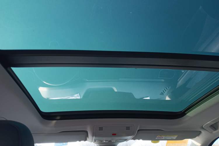 Used Volkswagen Tharu 2025 NewRui 300TSI Prestige Edition