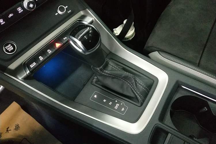 Used Audi Q3 2021 40 TFSI Fashion Dynamic Model
