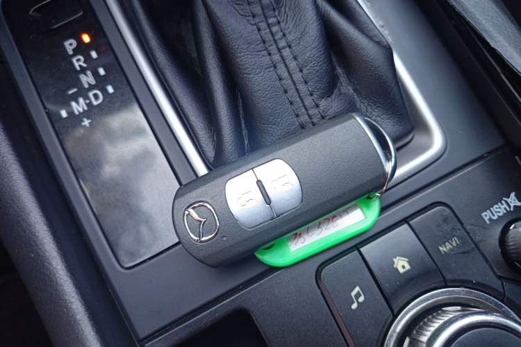 Used Mazda CX-4 2016 2.0L Automatic 2WD Blue Sky Dynamic Edition
