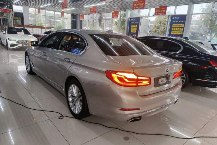 Used BMW 5 Series 2018 530Li Leading Edition Luxury Package
