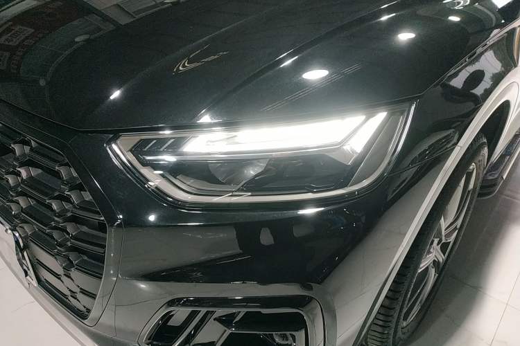 Used Audi Q5L 2023 40T Luxury Dynamic Model
