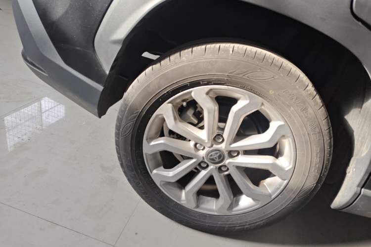 Used Toyota FRONTLANDER 2023 2.0L CVT Elite Edition