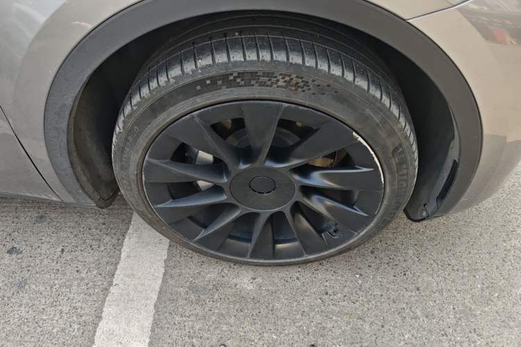 Used Tesla Model Y 2024 Rear-Wheel-Drive Version