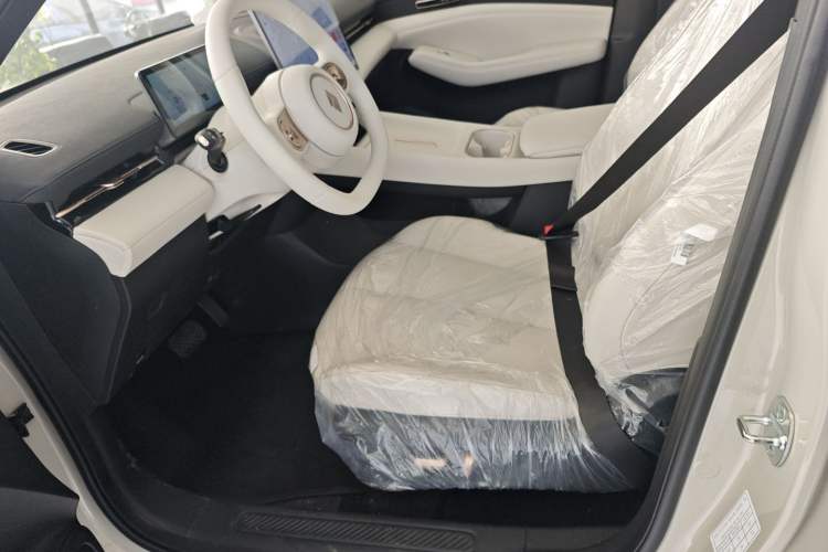 Used Baojun Yunhai 2024 500km Pure Electric Version
