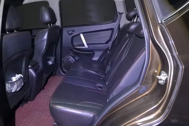 Used Geely Auto GX7 2015 Classic Edition 1.8L Manual New Urban Upgrade Version China IV Standard