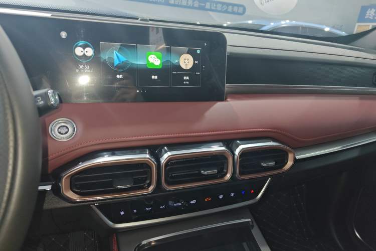 Used JETOUR X70 PLUS 2025 Champion Edition 1.5T DCT Champion PRO 7-Seater
