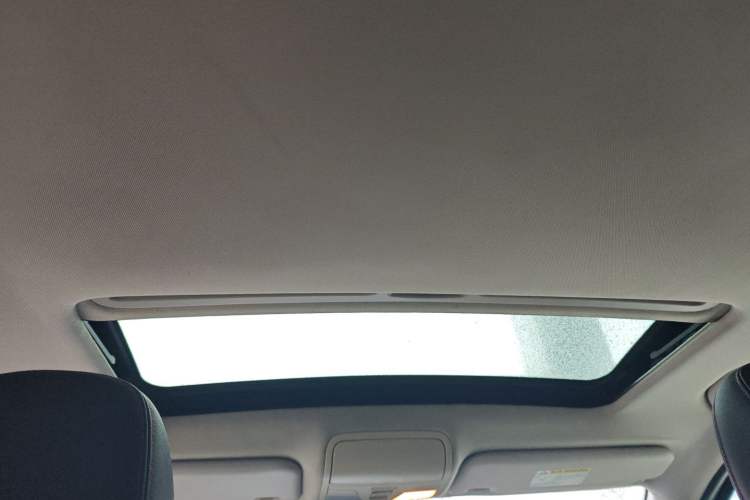 Used FAW Senya R7 2016 1.6L Manual Prestige Edition
