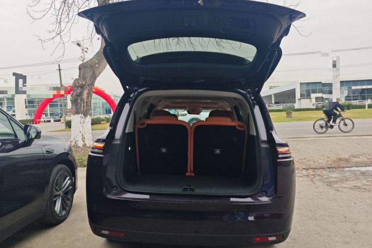 Used Leapmotor C16 2024 Range-Extended 200 LiDAR Edition
