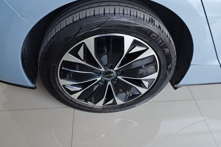 Used BYD Seal 2022 550 km Standard Range Rear-Wheel Drive Prestige Version
