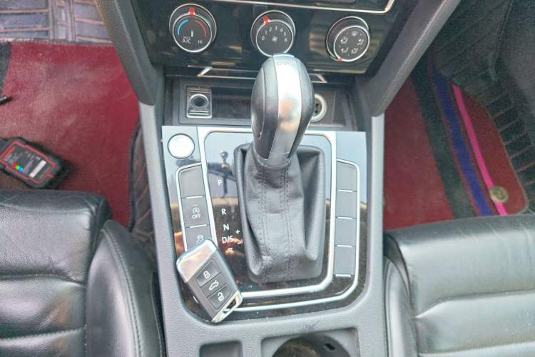 Used Volkswagen Magotan 2017 330TSI DSG Leading Model