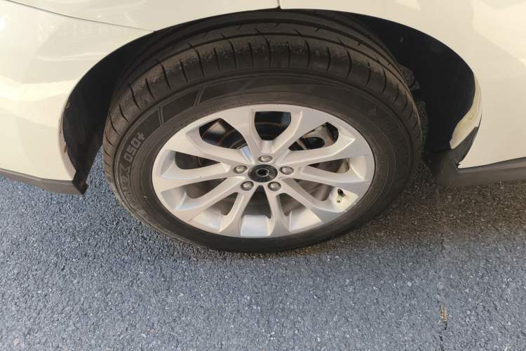 Used Haval H2 2017 Red-Label 1.5T Manual Two-Wheel Drive Luxury Model
