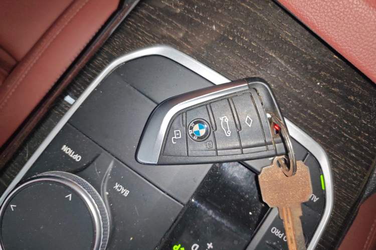 Used BMW 3 Series 2021 Second Facelift 325Li M Sport Package