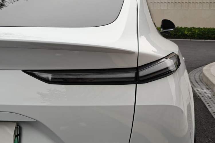 Used ONVO L60 2024 60 kWh Rear-Drive Version