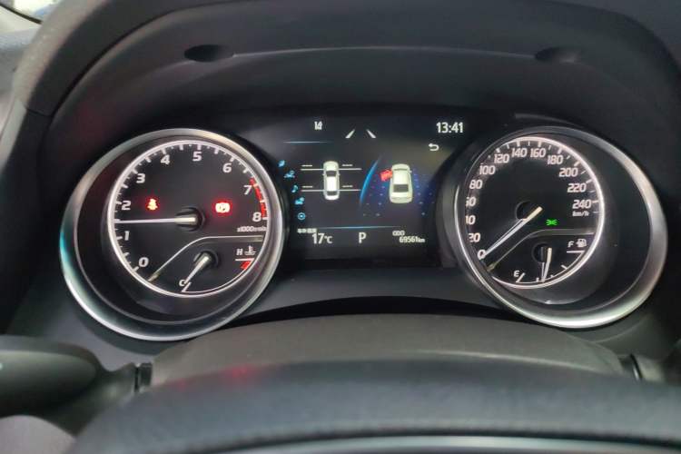 Used Toyota Camry 2021 2.0G Luxury Edition