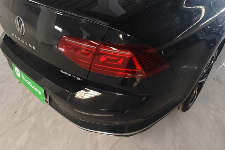 Used Volkswagen Magotan 2026 30 Million Vehicles Selected Model 380TSI DSG Luxury Edition
