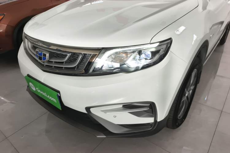 Used Geely Auto Emgrand X7 Sport 2020 1.8TD DCT Two-Wheel Drive Smart Connect 4G-Enabled Version
