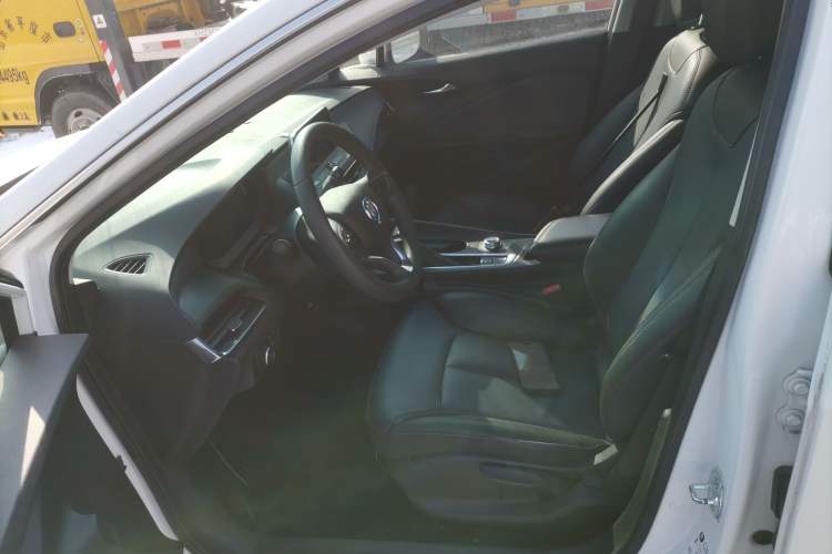 Used Buick Velite 6 2023 430km Range Commuter Version
