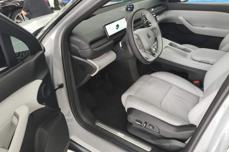 Used Nio ES6 2023 75 kWh
