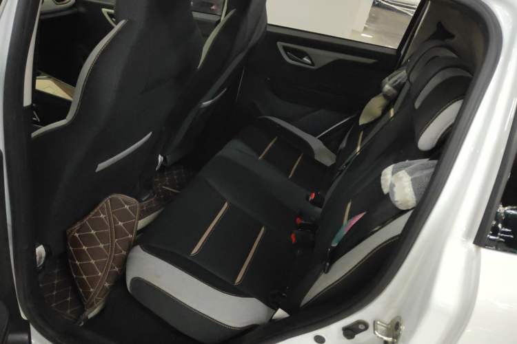 Used SOL E10X 2021 302 km Range Luxury Version 31.4 kWh
