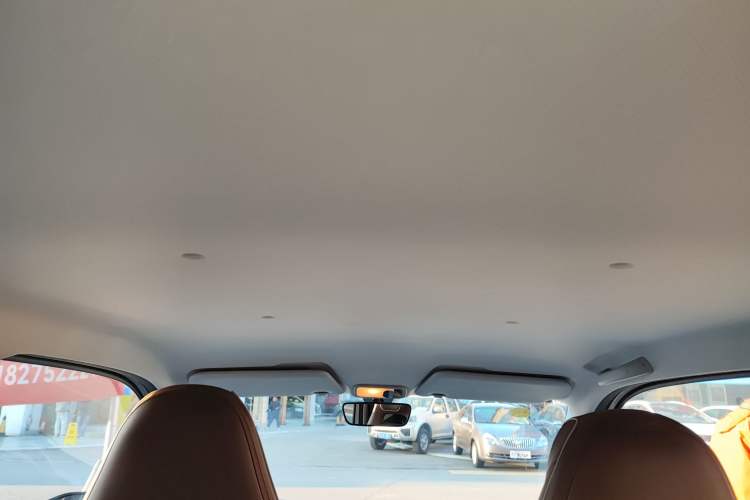 Used Wuling Hongguang MINIEV 2022 GAMEBOY 200km Gaming Edition with Lithium Iron Phosphate
